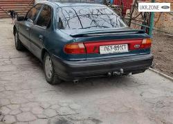 Седан Ford Mondeo I 1993 в Киеве