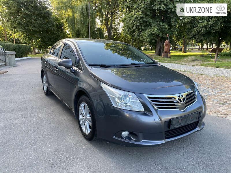 Купить Toyota Avensis В Екатеринбурге